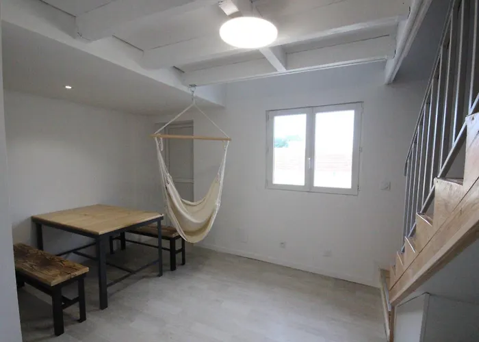 Aparthotel Ymmo 33123 3*